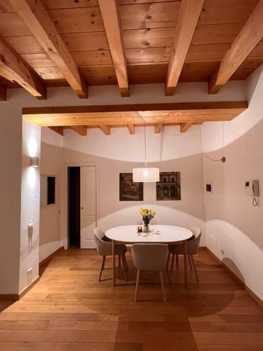 Il Bacio Apartment Como Bagian luar foto
